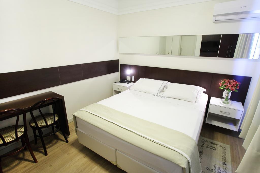 Hotel Bhally บัลเนอาริโอ กังโบริว ห้อง รูปภาพ