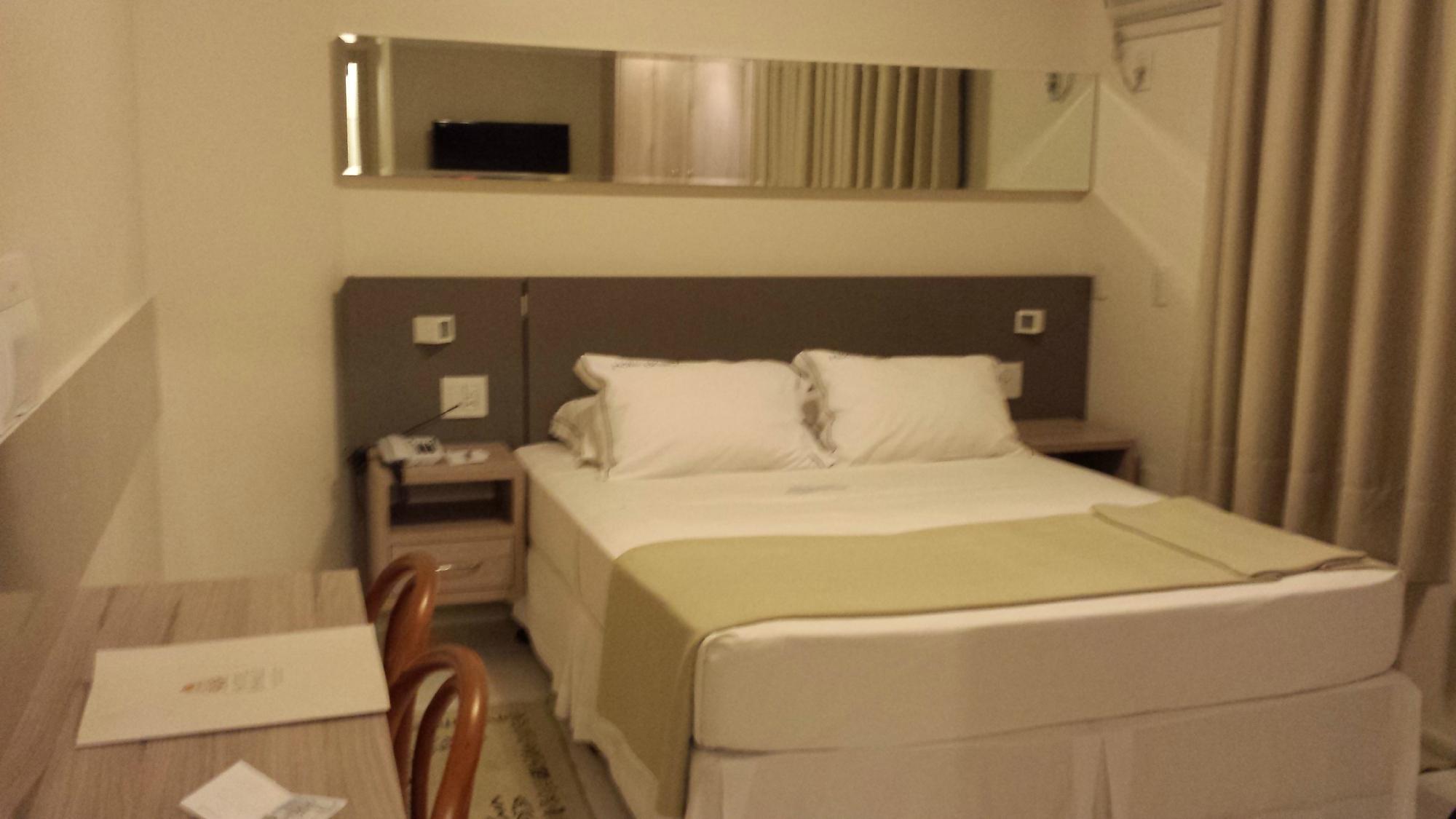 Hotel Bhally บัลเนอาริโอ กังโบริว ภายนอก รูปภาพ