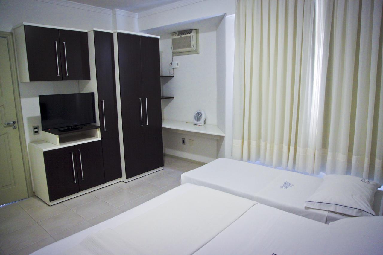 Hotel Bhally บัลเนอาริโอ กังโบริว ภายนอก รูปภาพ