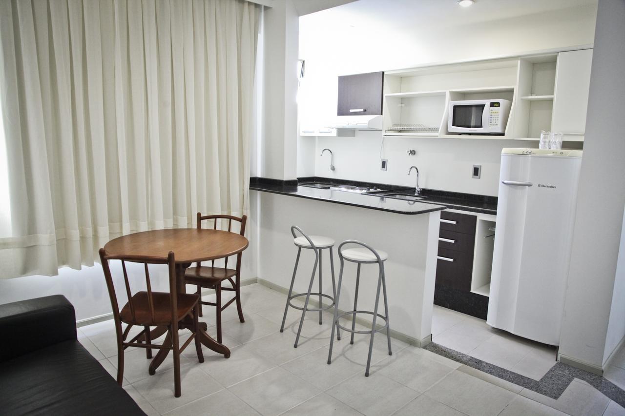 Hotel Bhally บัลเนอาริโอ กังโบริว ภายนอก รูปภาพ